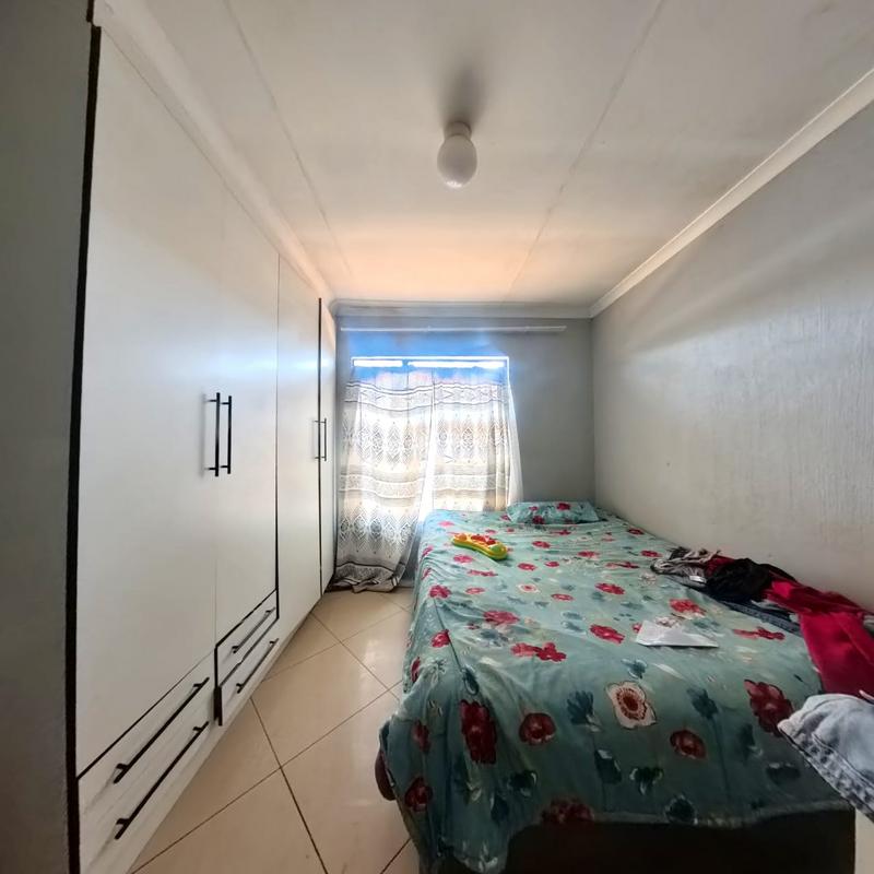 3 Bedroom Property for Sale in Clayville Gauteng