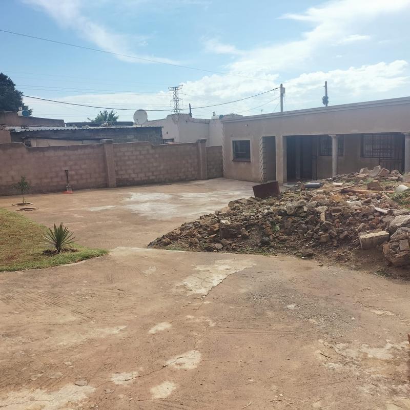 2 Bedroom Property for Sale in Tembisa Central Gauteng