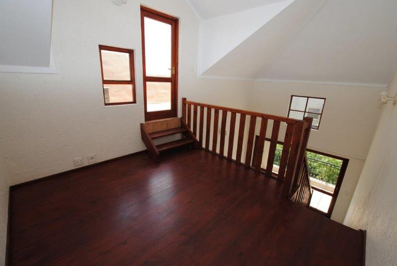 1 Bedroom Property for Sale in Lonehill Gauteng