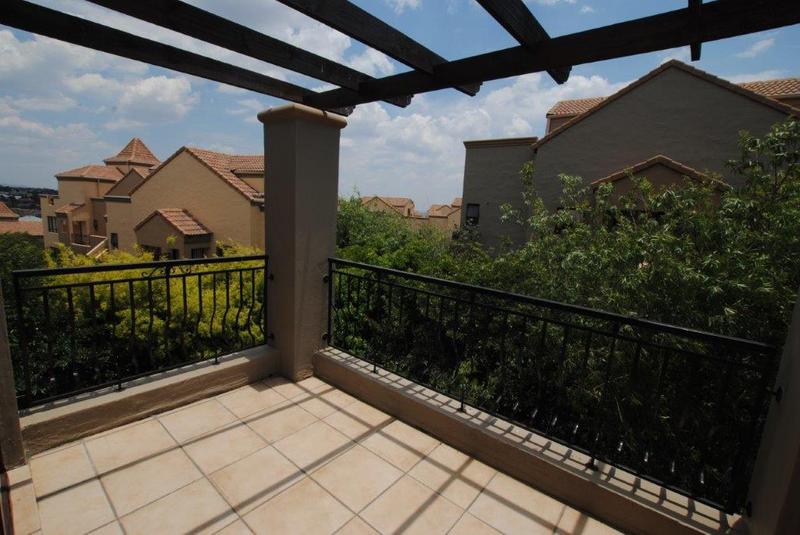1 Bedroom Property for Sale in Lonehill Gauteng