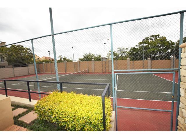 1 Bedroom Property for Sale in Lonehill Gauteng