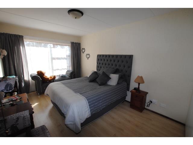 To Let 2 Bedroom Property for Rent in Paulshof Gauteng