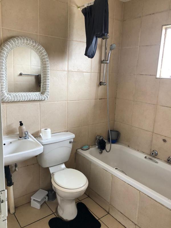 2 Bedroom Property for Sale in Benoni Central Gauteng