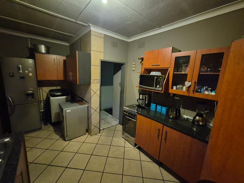 6 Bedroom Property for Sale in Elsburg Gauteng