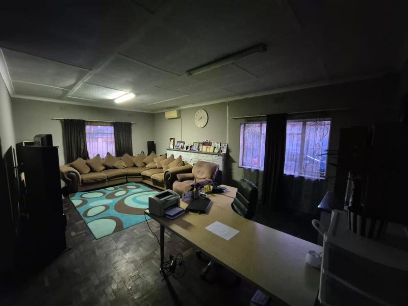 6 Bedroom Property for Sale in Elsburg Gauteng