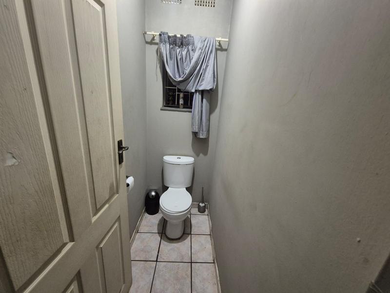 6 Bedroom Property for Sale in Elsburg Gauteng