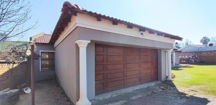3 Bedroom Property for Sale in Elspark Gauteng