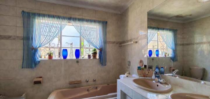 5 Bedroom Property for Sale in Lambton Gauteng