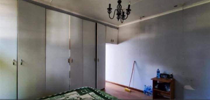 5 Bedroom Property for Sale in Lambton Gauteng