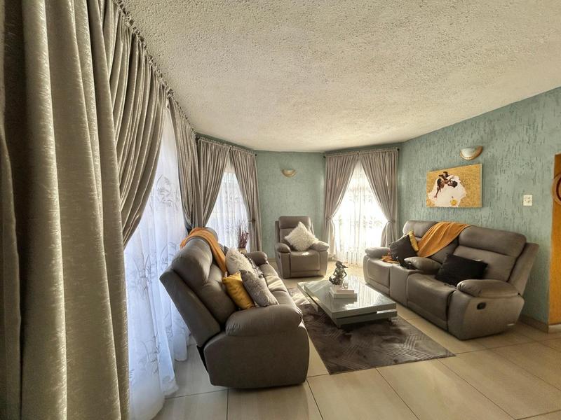 4 Bedroom Property for Sale in Ferryvale Gauteng