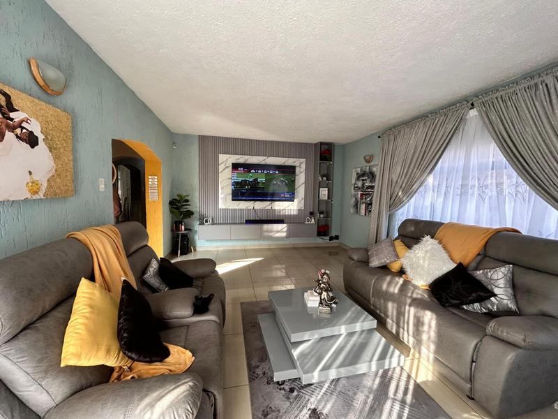 4 Bedroom Property for Sale in Ferryvale Gauteng