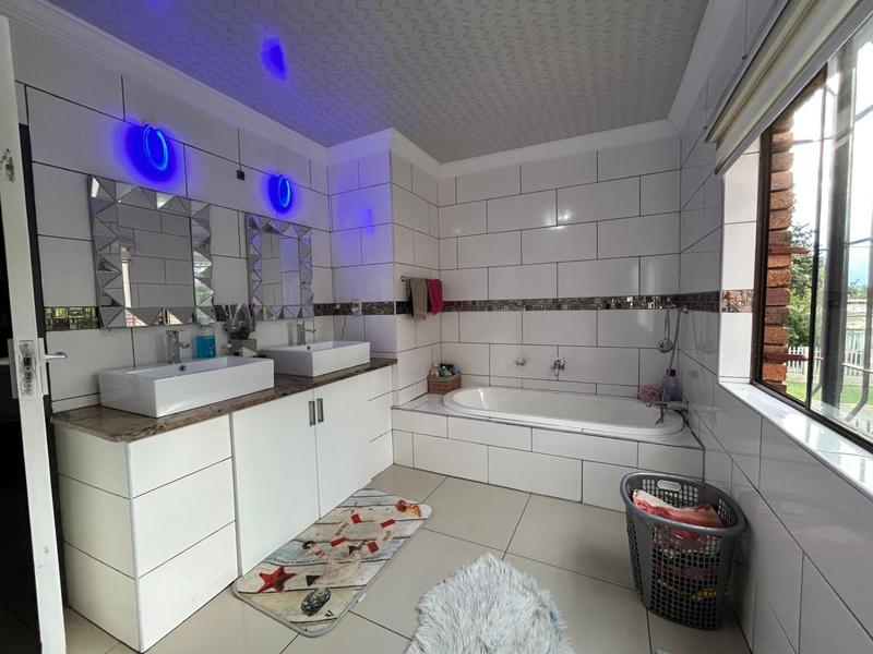 4 Bedroom Property for Sale in Ferryvale Gauteng