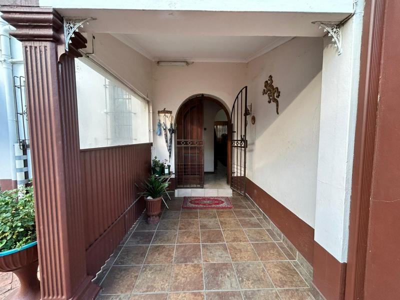 6 Bedroom Property for Sale in Selection Park Gauteng