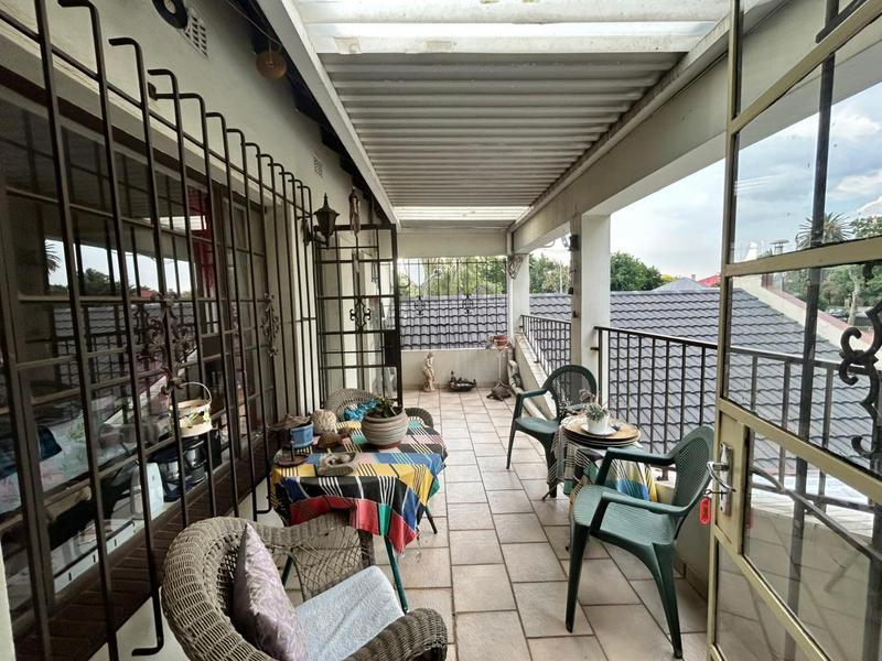 6 Bedroom Property for Sale in Selection Park Gauteng