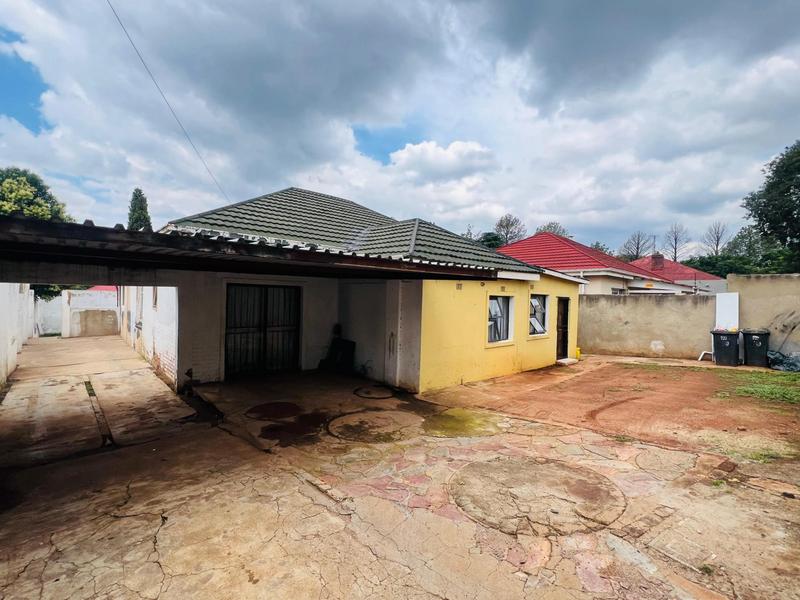 7 Bedroom Property for Sale in Kensington Gauteng