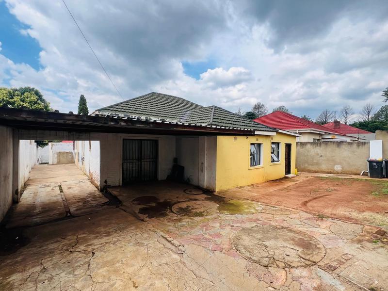 7 Bedroom Property for Sale in Kensington Gauteng