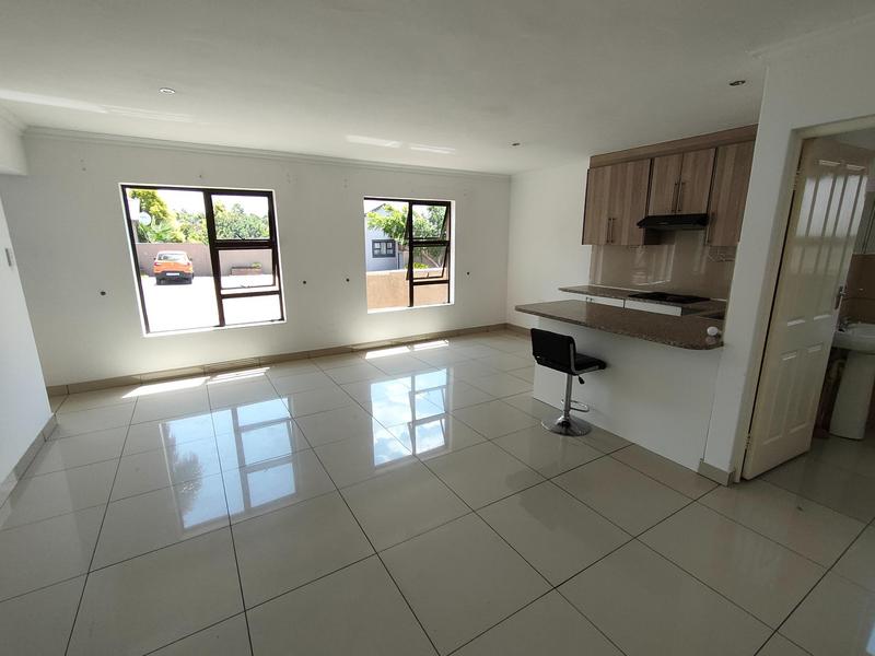 To Let 2 Bedroom Property for Rent in Thatchfield Gauteng