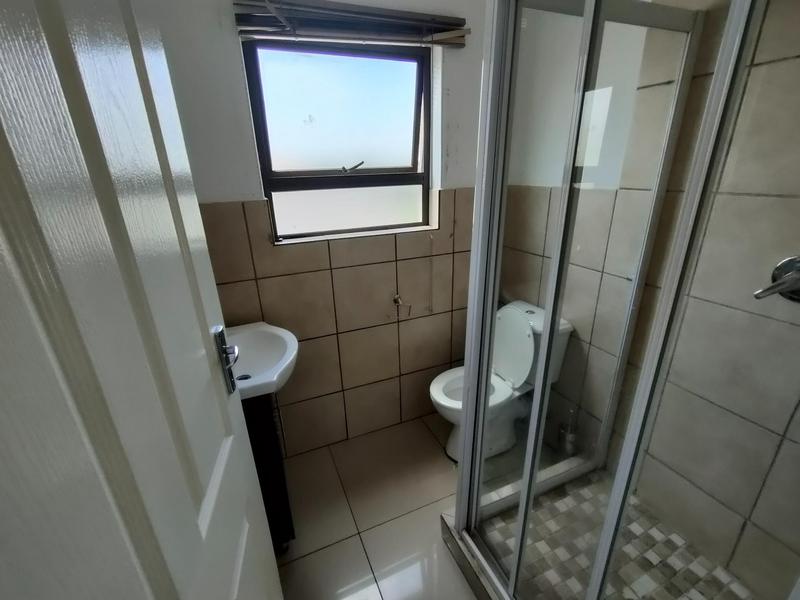 To Let 2 Bedroom Property for Rent in Thatchfield Gauteng