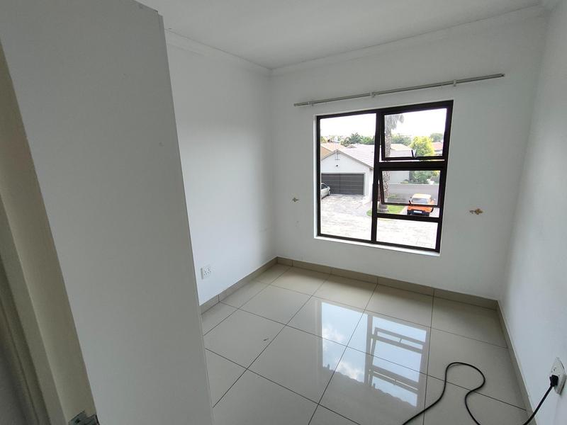 To Let 2 Bedroom Property for Rent in Thatchfield Gauteng