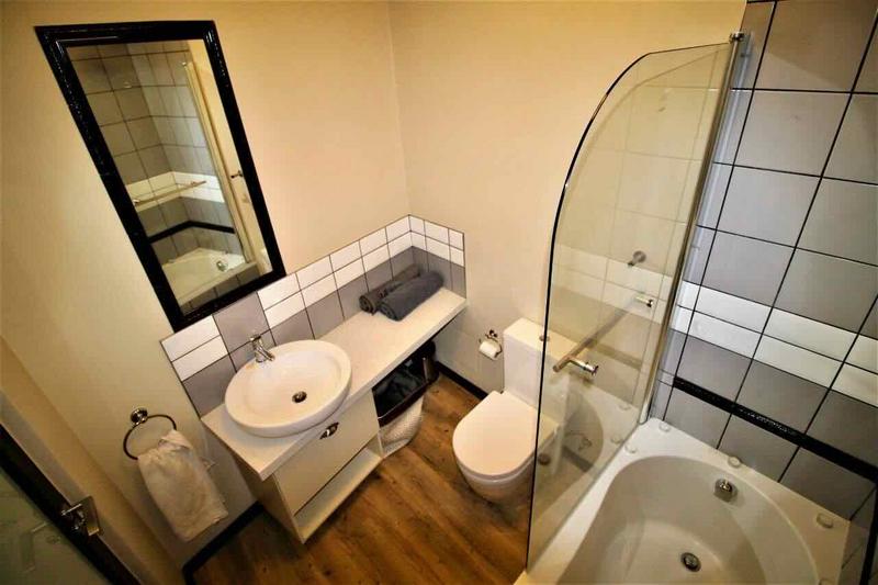 2 Bedroom Property for Sale in Rosebank Gauteng