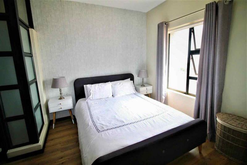 2 Bedroom Property for Sale in Rosebank Gauteng