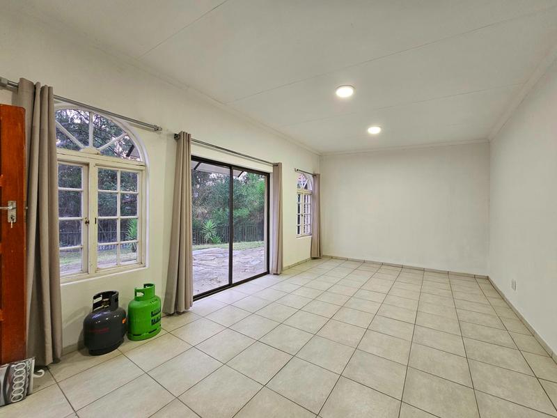 To Let 2 Bedroom Property for Rent in Zonnehoewe A H Gauteng