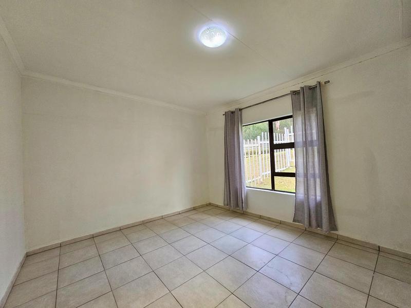 To Let 2 Bedroom Property for Rent in Zonnehoewe A H Gauteng