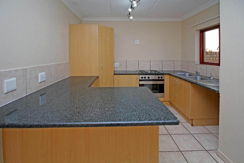 To Let 2 Bedroom Property for Rent in Willowbrook Gauteng