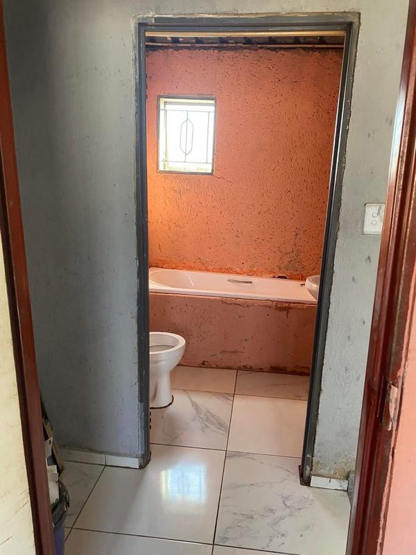 2 Bedroom Property for Sale in Ga-Rankuwa Zone 1 Gauteng