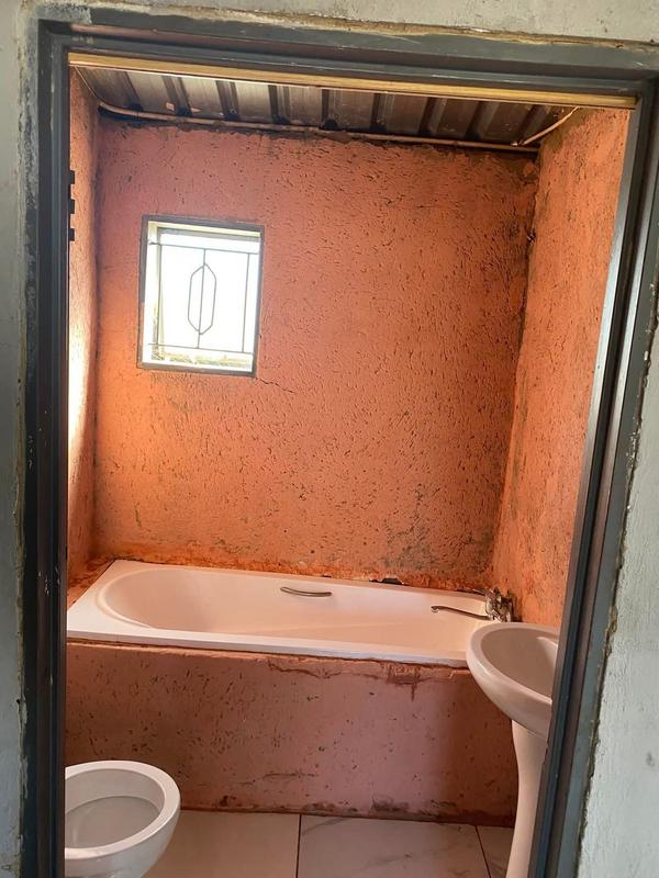 2 Bedroom Property for Sale in Ga-Rankuwa Zone 1 Gauteng