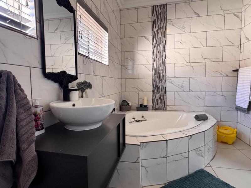 3 Bedroom Property for Sale in Rangeview Ext 4 Gauteng