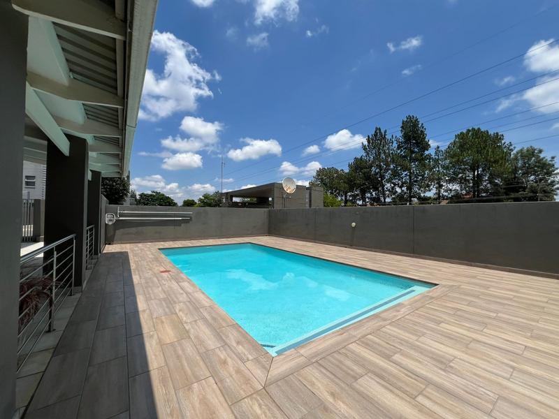 To Let 1 Bedroom Property for Rent in Broadacres Gauteng