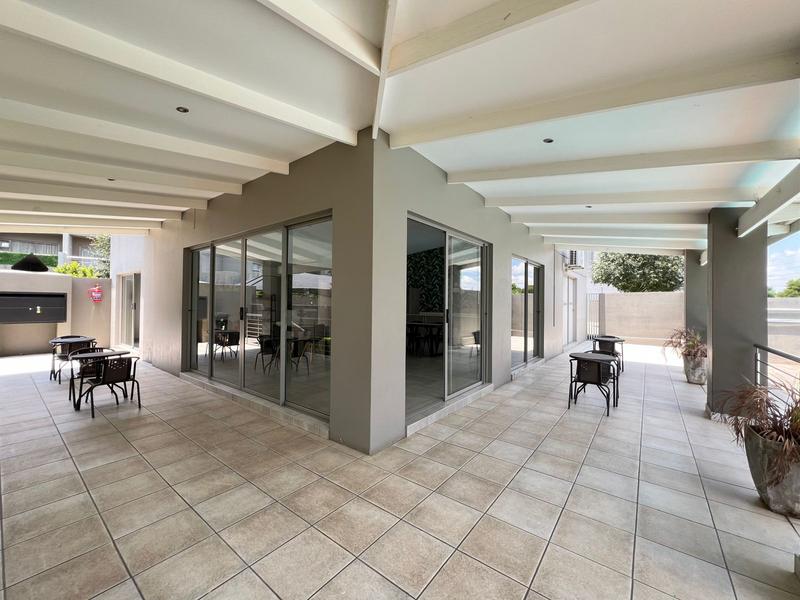 To Let 1 Bedroom Property for Rent in Broadacres Gauteng