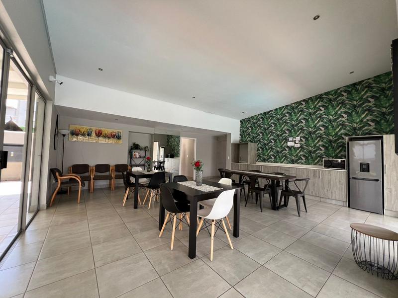 To Let 1 Bedroom Property for Rent in Broadacres Gauteng