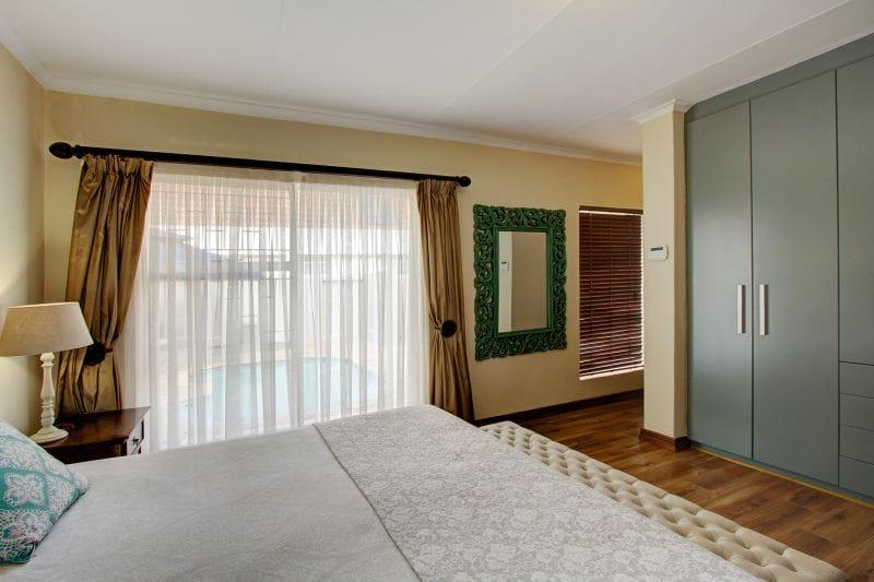 3 Bedroom Property for Sale in Faerie Glen Gauteng