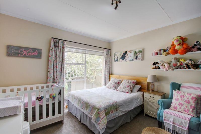 3 Bedroom Property for Sale in Faerie Glen Gauteng