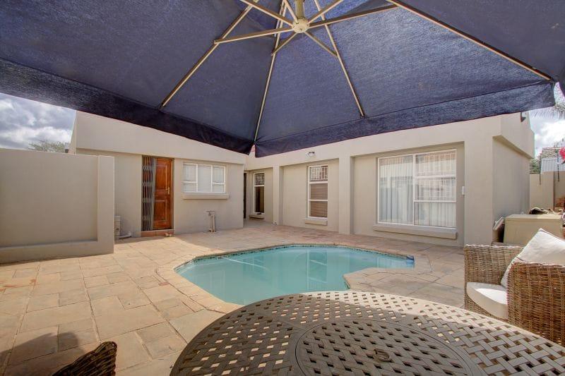 3 Bedroom Property for Sale in Faerie Glen Gauteng