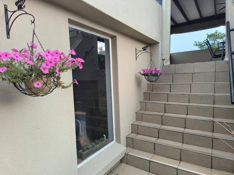 3 Bedroom Property for Sale in Faerie Glen Gauteng