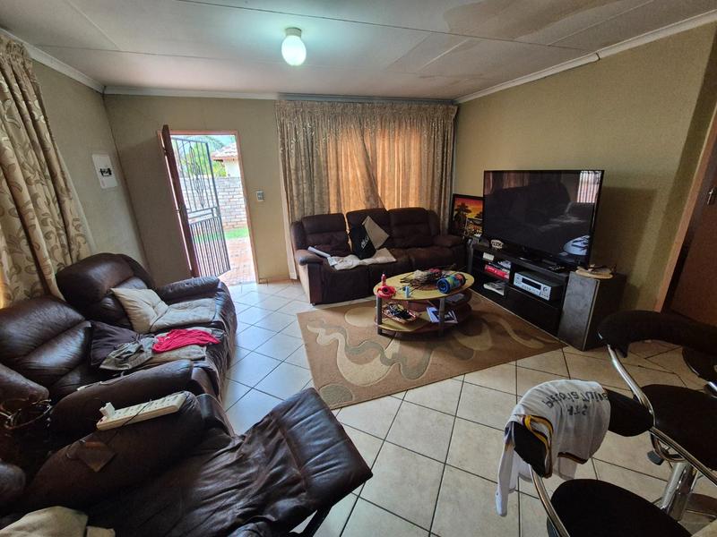 3 Bedroom Property for Sale in The Orchards Gauteng