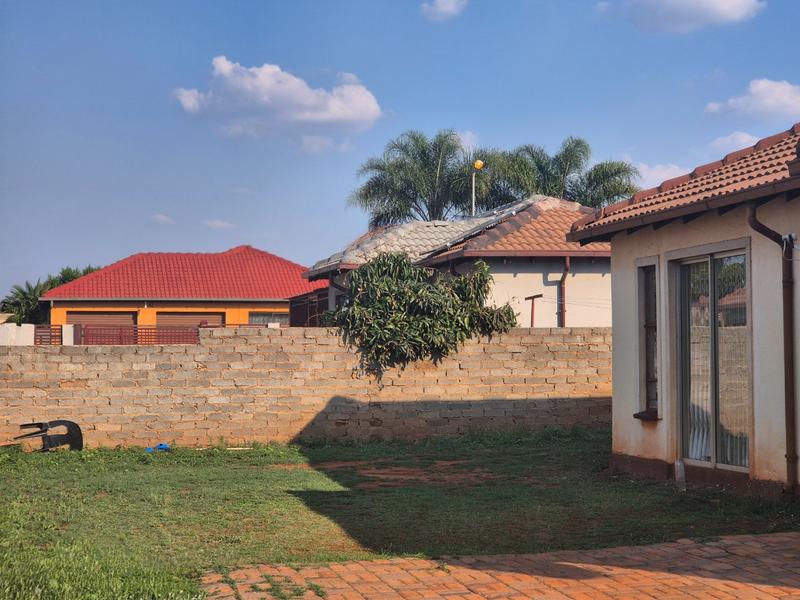 3 Bedroom Property for Sale in The Orchards Gauteng
