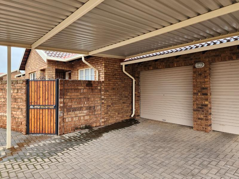3 Bedroom Property for Sale in Florauna Gauteng