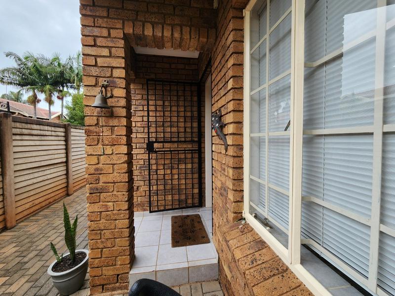 3 Bedroom Property for Sale in Florauna Gauteng