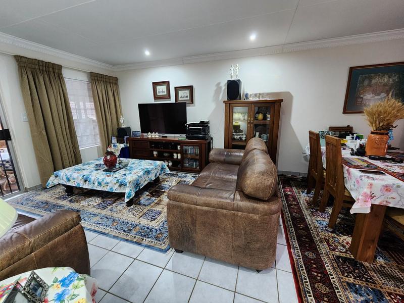 3 Bedroom Property for Sale in Florauna Gauteng