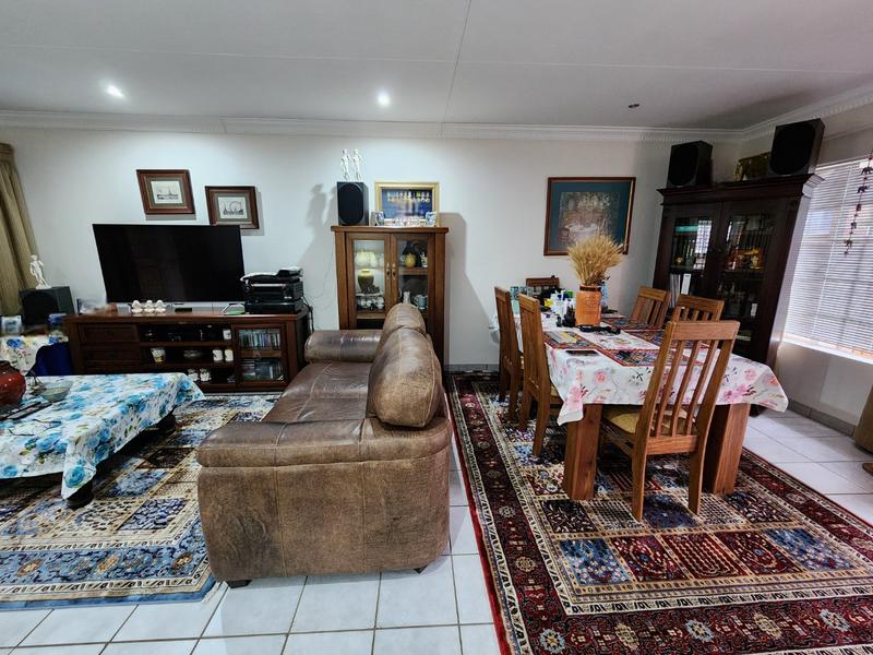 3 Bedroom Property for Sale in Florauna Gauteng