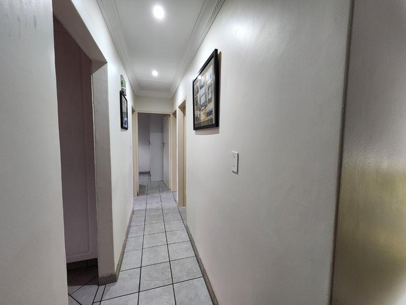 3 Bedroom Property for Sale in Florauna Gauteng