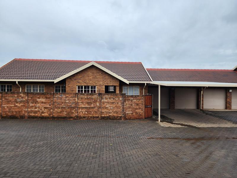 3 Bedroom Property for Sale in Florauna Gauteng