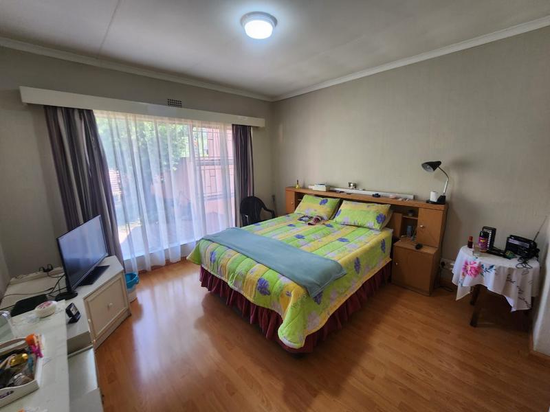 3 Bedroom Property for Sale in Mulbarton Gauteng