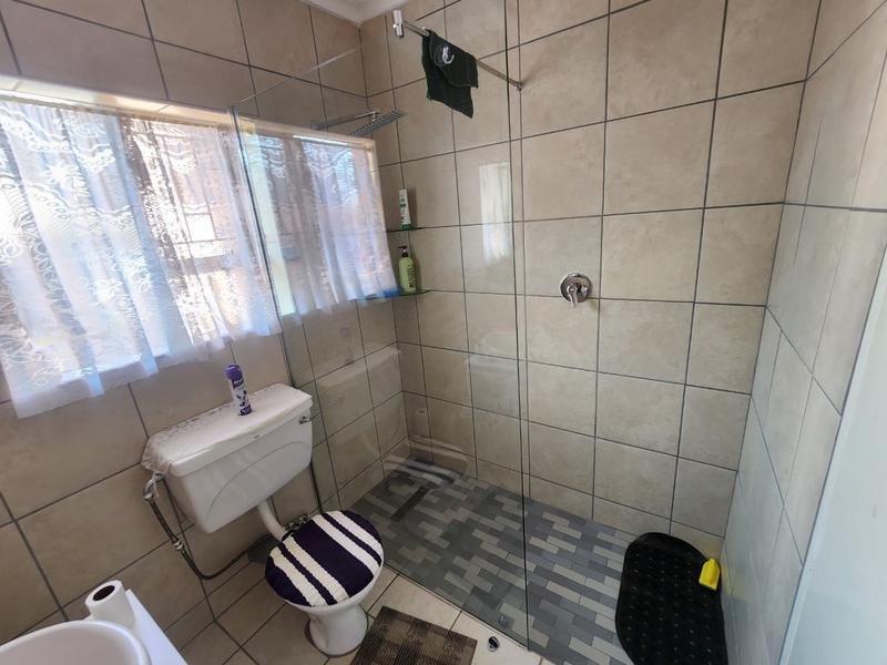 3 Bedroom Property for Sale in Mulbarton Gauteng