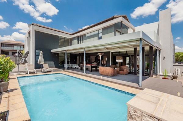 5 Bedroom Property for Sale in Aspen Hills Gauteng