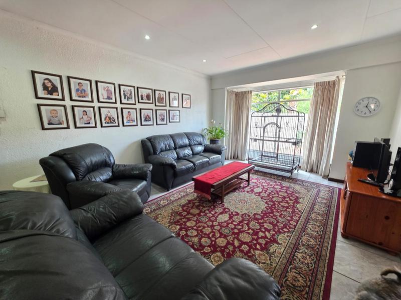 5 Bedroom Property for Sale in Meyerton Central Gauteng